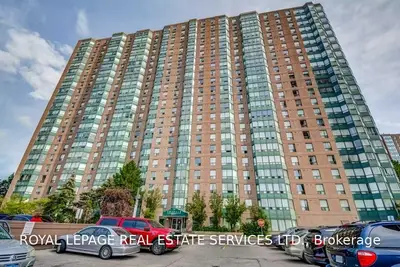 135 Hillcrest Avenue 814, Mississauga, ON L5B 4B1