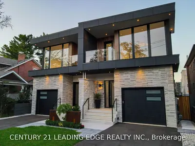9A Briarwood Avenue, Mississauga, ON L5G 2N4