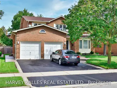 1228 Springwood Crescent, Oakville, ON L6M 1V8