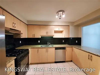 2955 Thomas Street 46, Mississauga, ON L5M 6A9