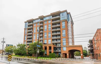 2772 Keele Street 303, Toronto W05, ON M3M 2G2