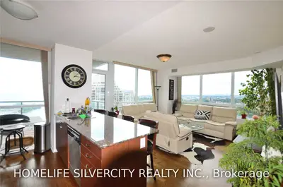 2240 Lake Shore Boulevard W 2702, Toronto W06, ON M8V 1AS