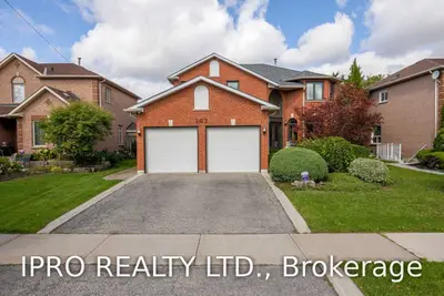 1473 Bancroft Drive, Mississauga, ON L5V 1M3