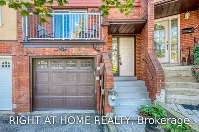 1260 Cornerbrook Place, Mississauga, ON L5C 3J4