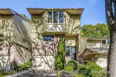 1135 MCCRANEY Street E 29, Oakville, ON L6H 3A3