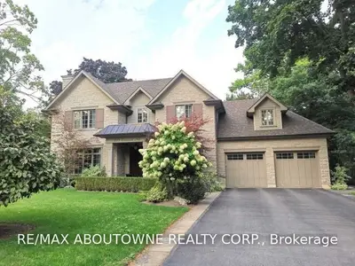 227 EASTCOURT Road, Oakville, ON L6J 4Y5