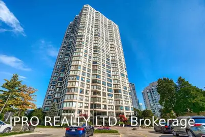 2269 Lake Shore Boulevard W 1109, Toronto W06, ON M8V 3X6