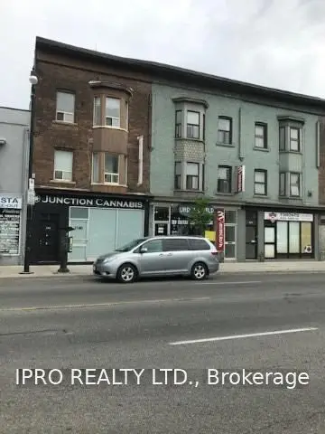 3140 Dundas Street W Rear, Toronto W02, ON M6P 2A1