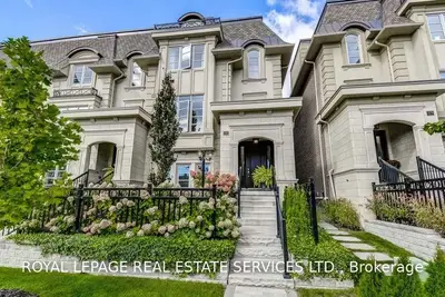 285 Rebecca Street, Oakville, ON L6K 0H4
