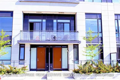 4011 Brickstone Mews Th 1, Mississauga, ON L5B 0G3
