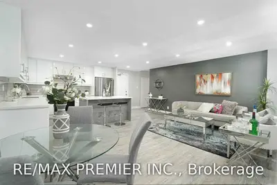 80 Grandravine Drive 315, Toronto W05, ON M3J 1B2