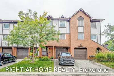 1755 Rathburn Road E 88, Mississauga, ON L4W 2M8