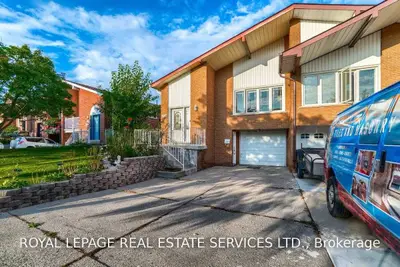 2549 Palisander Avenue, Mississauga, ON L5B 2L1
