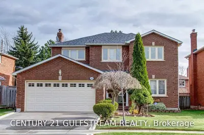 350 Briarhall Gate, Oakville, ON L6H 4P3