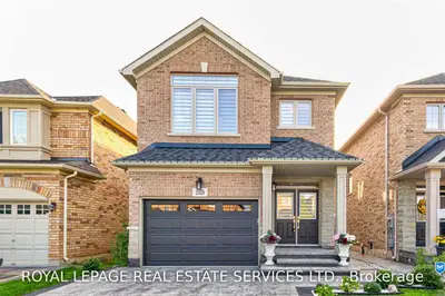 2439 Whistling Springs Crescent, Oakville, ON L6M 5G4