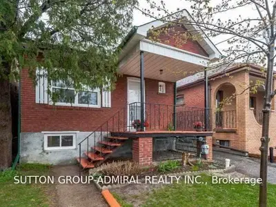 167 Belgravia Avenue, Toronto W04, ON M6E 2M6