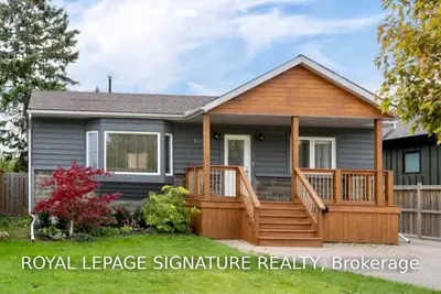 1054 Roosevelt Road, Mississauga, ON L5G 3Y8