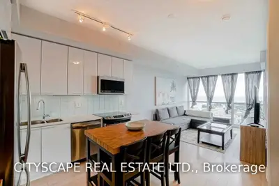 10 Park Lawn Road 4202, Toronto W06, ON M8Y 3H8