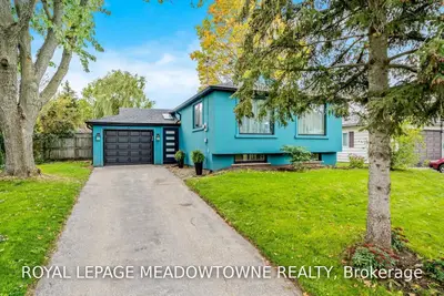 14 Chelvin Drive, Halton Hills, ON L7G 4P7
