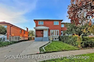 6871 Darcel Avenue, Mississauga, ON L4T 2W6