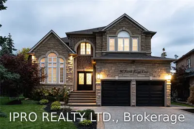 90 North Ridge Crescent, Halton Hills, ON L7G 6E1