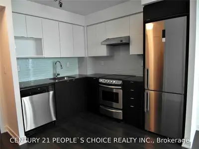 160 Flemington Road 915, Toronto W04, ON M6A 1N6