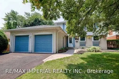 2428 Arioso Court, Mississauga, ON L5K 1Y1