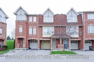 3030 Breakwater Court 72, Mississauga, ON L5B 4N9