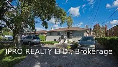 3037 Franze Drive N, Mississauga, ON L1Z 0K6