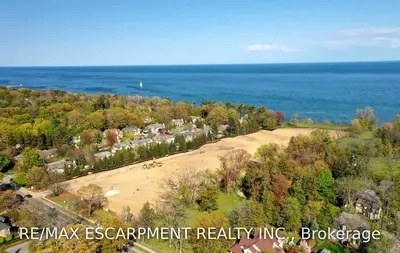 346-362 Lakeshore Rd W Lot15 Road W, Oakville, ON L6K 1G1