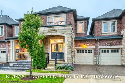 3087 Eberly Woods Drive, Oakville, ON L6M 0T7