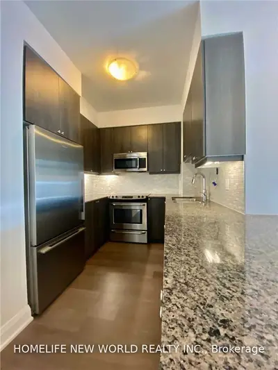 25 Fontenay Court 1405, Toronto W08, ON M9A 0C4