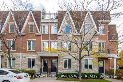 20 Machells Avenue 107, Toronto W01, ON M6K 3H8