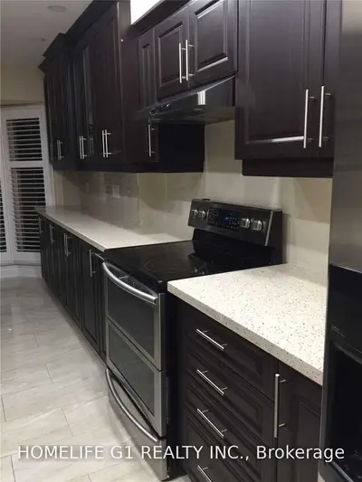 35 Ceremonial Drive 26, Mississauga, ON L5R 3G6