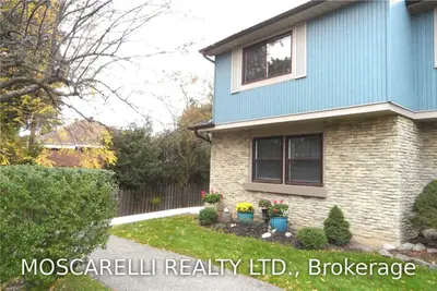 6433 Charing Drive #33, Mississauga, ON L5N 1L6