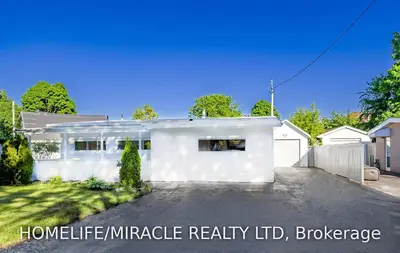 7593 Chinook Drive, Mississauga, ON L4T 2C4