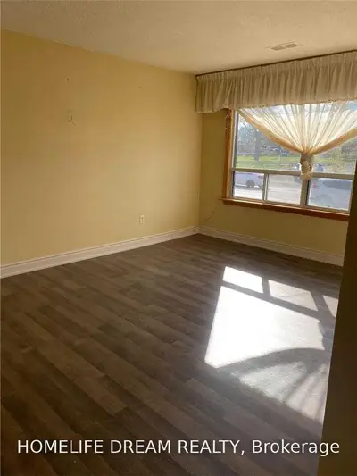 5 Queen Street S, Mississauga, ON L5M 1K1