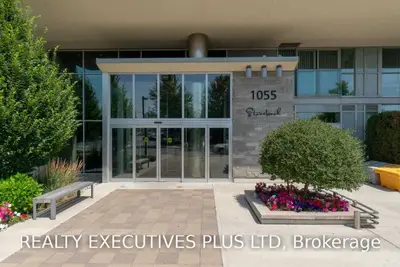 1055 Southdown Road Ph07, Mississauga, ON L5J 0A3