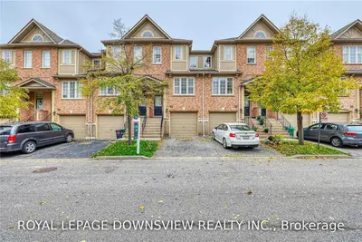 5055 Heatherleigh Avenue 61, Mississauga, ON L5V 2R5