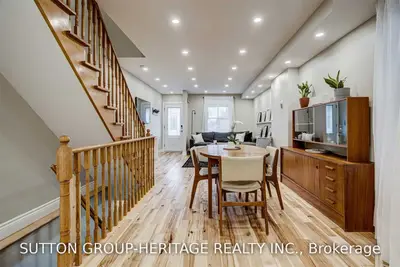 92 Symington Avenue, Toronto W02, ON M6P 3W1