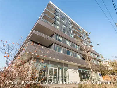 2800 Keele Street 402, Toronto W05, ON M3M 0B8