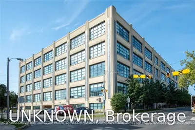1001 Roselawn Avenue 329, Toronto W04, ON M6B 4M4