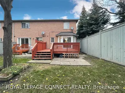 7115 Rexwood Road 48, Mississauga, ON L4T 4L4