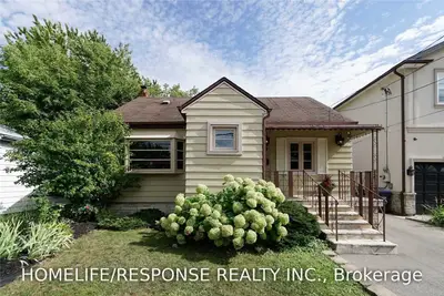 856 Atwater Avenue Main, Mississauga, ON L5E 1L9