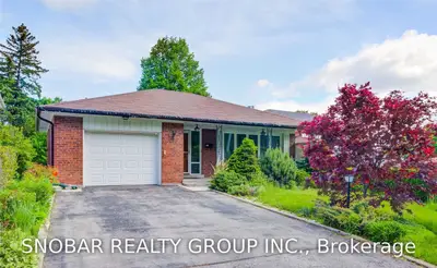 9 Sherin Court, Toronto W09, ON M9P 2G7