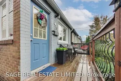 29 Norval Street, Toronto W03, ON M6N 3Z1