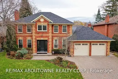 43 Shore Gardens, Oakville, ON L6L 5Z2