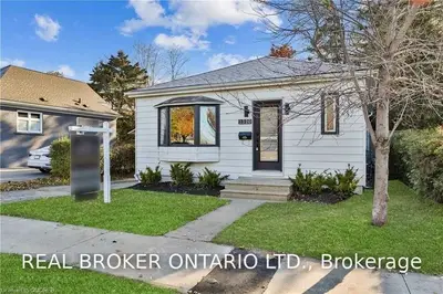 2320 New Street, Burlington, ON L7R 1J5