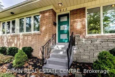 511 Meadow Wood Road N, Mississauga, ON L5J 2S4