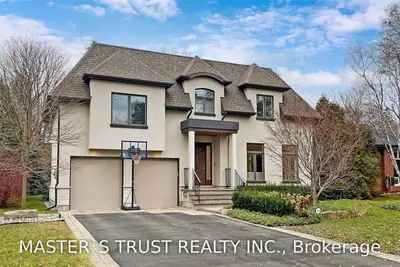 152 Viewbank Crescent, Oakville, ON L6L 1R4